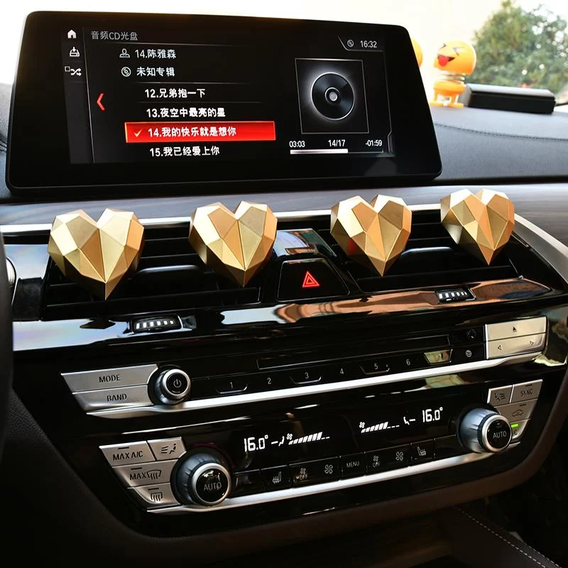 Heart Car Fragrance Diffuser Air Freshener In The car Accessories Interior Decoration Air Conditioner Clip Perfume_5