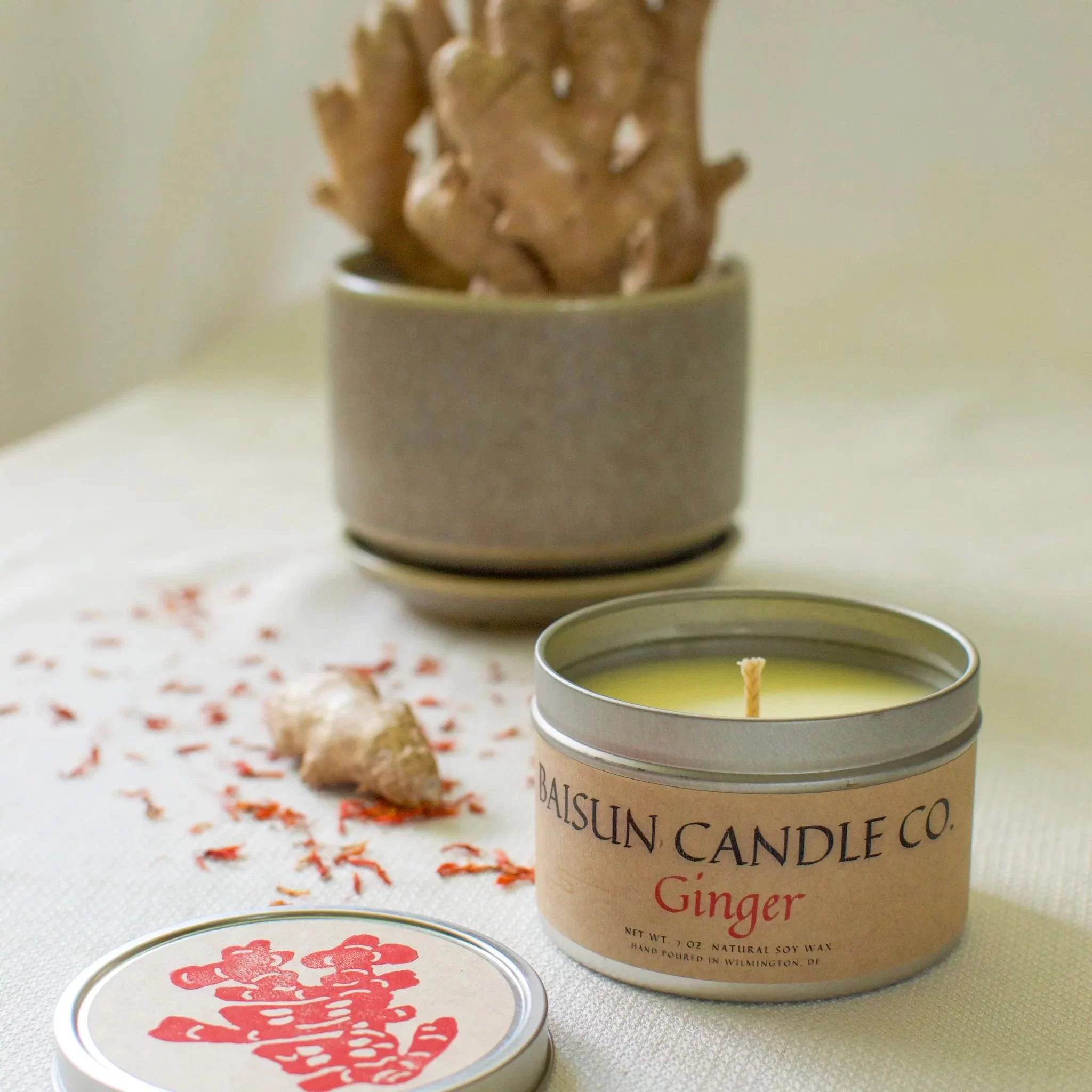 Shampoo Ginger-Scented Candles for Relaxation: The Ultimate Way to Unwind