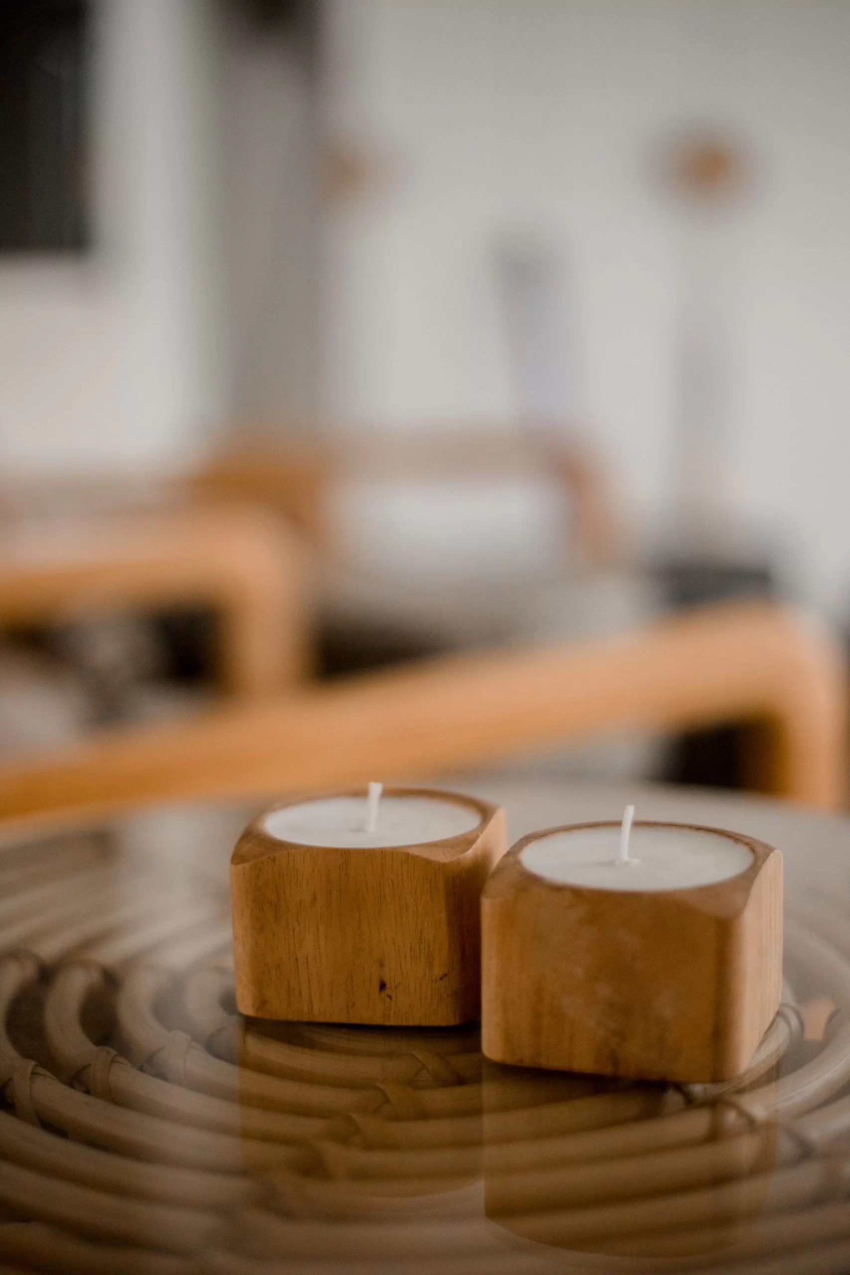 Essential Oils Candles for Meditation Practice: Enhance Your Meditation Journey | Scent Snob