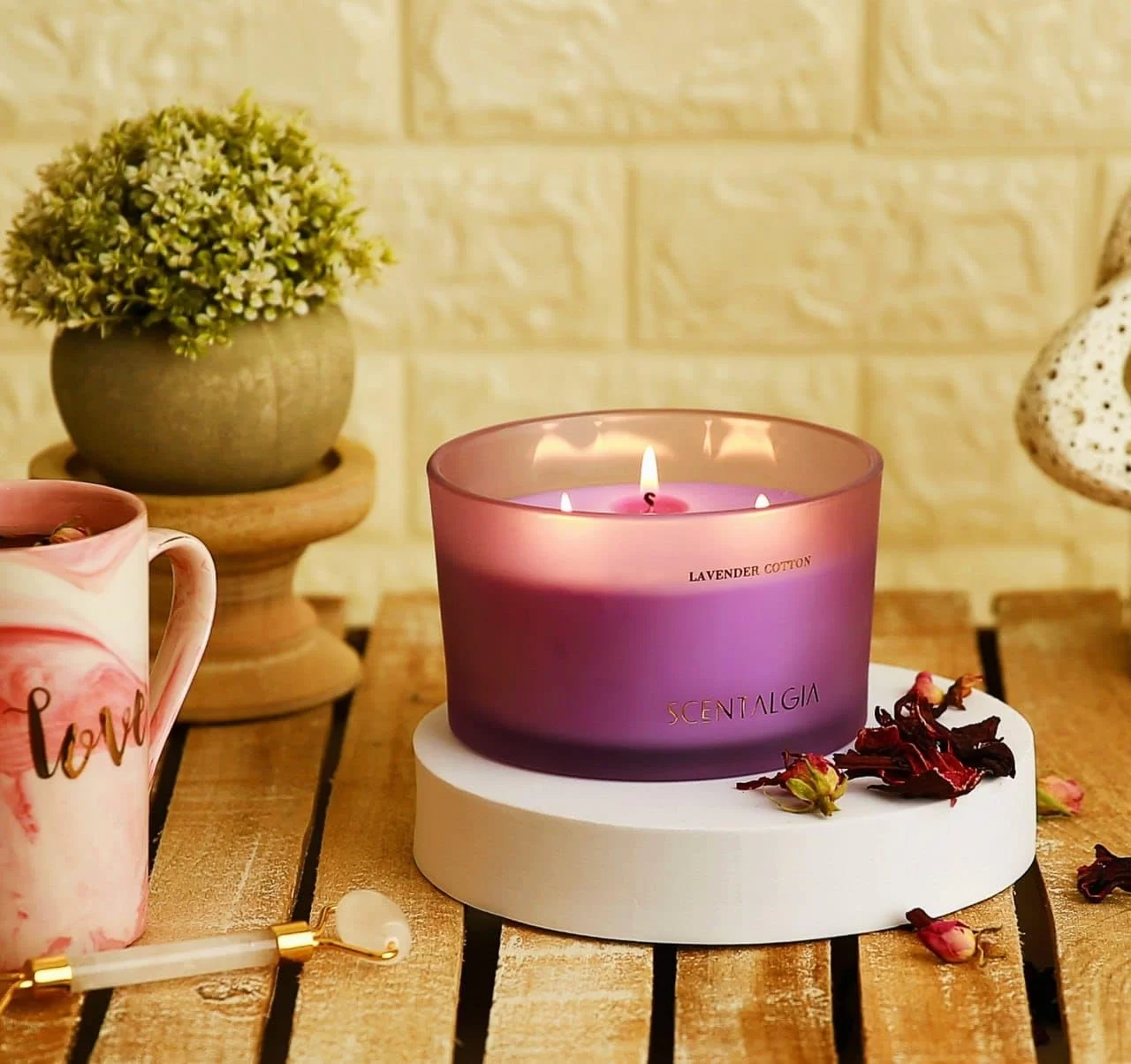 Discover the Best Natural Lavender Candles for Relaxation and Stress Relief