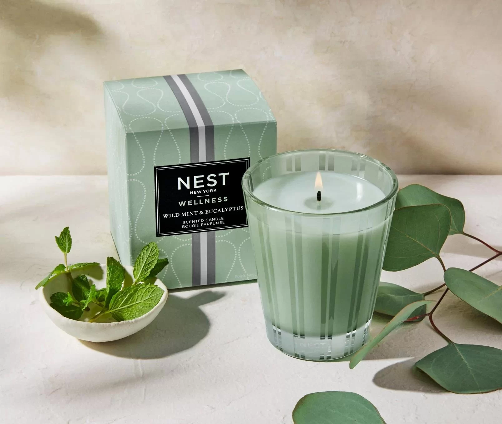 Relax and Unwind with Calming Eucalyptus and Mint Aromatherapy Candles