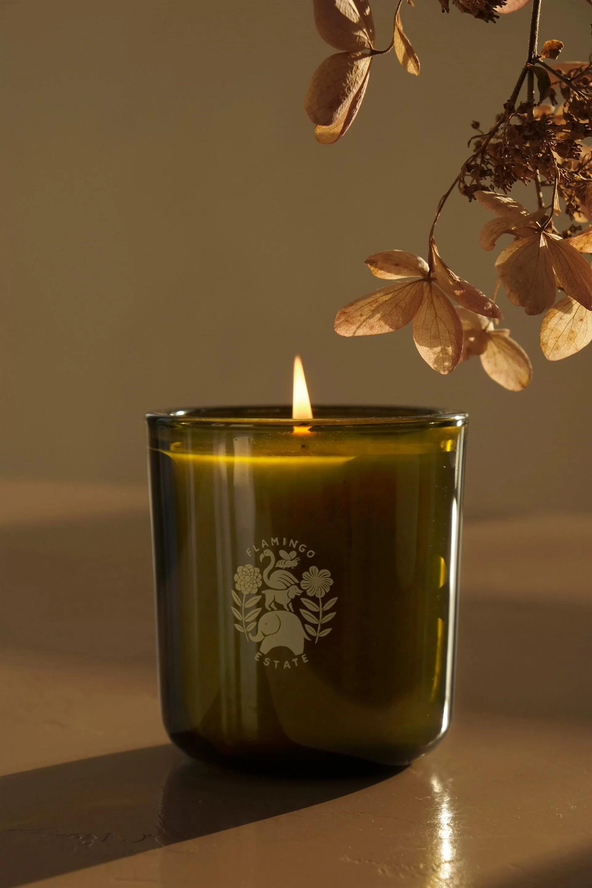 Aromatherapy Candles with Sandalwood for Calm: Achieve Deep Relaxation and Tranquility