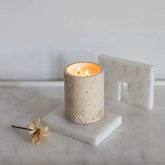 Refreshing Eucalyptus and Lemon Scented Candles: Energize Your Space with Freshness