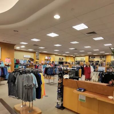 Dillard's