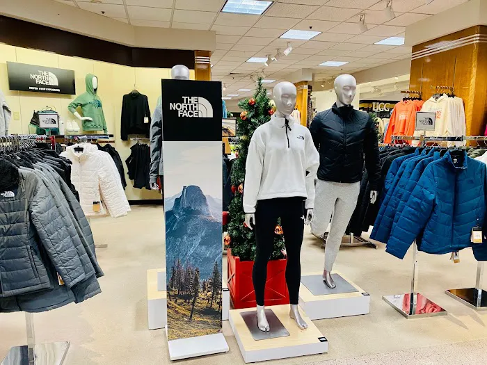 Dillard's 6