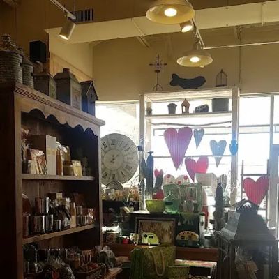 SampleHouse & CandleShop