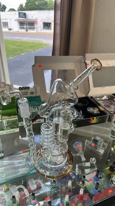 Broadway Smoke World 1