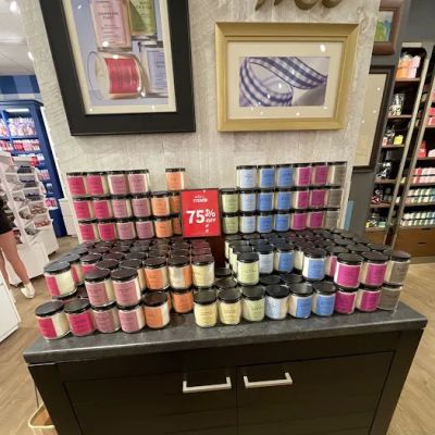 Bath & Body Works