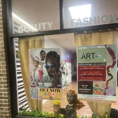 MXP Shop (Ms. Franklin Candle Co. & Phiri)