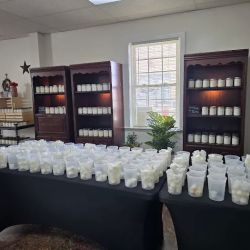 Stephanie Henry Candle Company ico