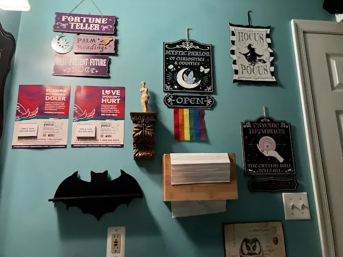 The Serpent's Key Shoppe & Sanctuary 5