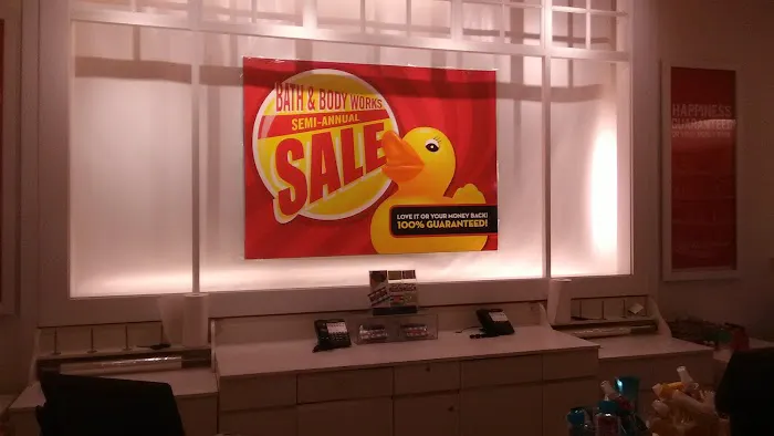 Bath & Body Works 1