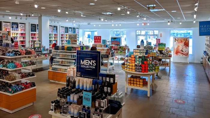 Bath & Body Works 1