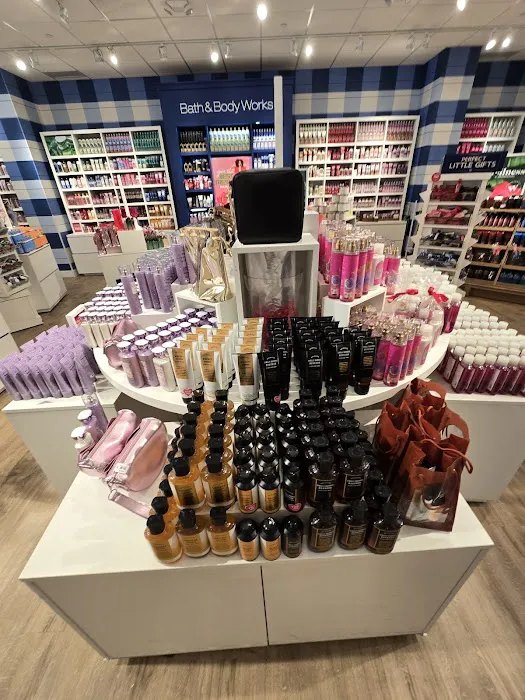 Bath & Body Works 4