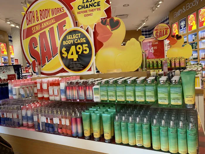 Bath & Body Works 8