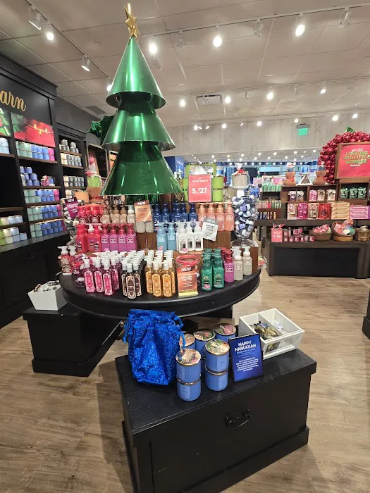 Bath & Body Works 9