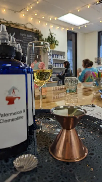 Lighthouse Candle & Scent Bar 3