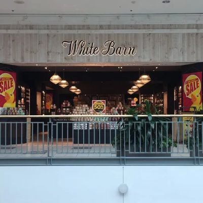 The White Barn Candle Co.