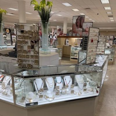 Dillard's
