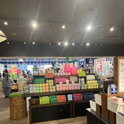 Bath & Body Works