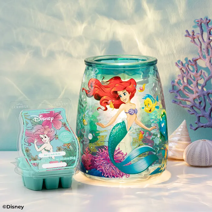 Alex Patterson Independent Scentsy Consultant (That Smelly Chick Scents) 4