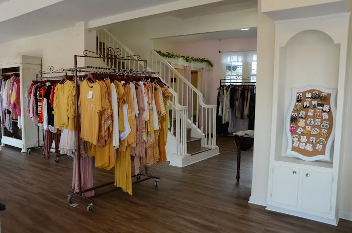 K. Ellen Boutique 0