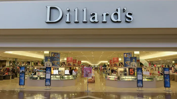 Dillard's 1