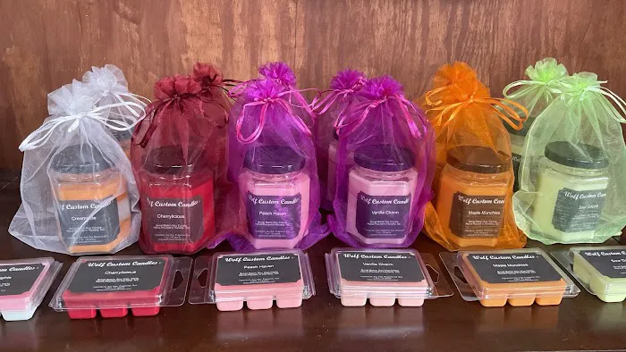 Wolf Custom Candles 0
