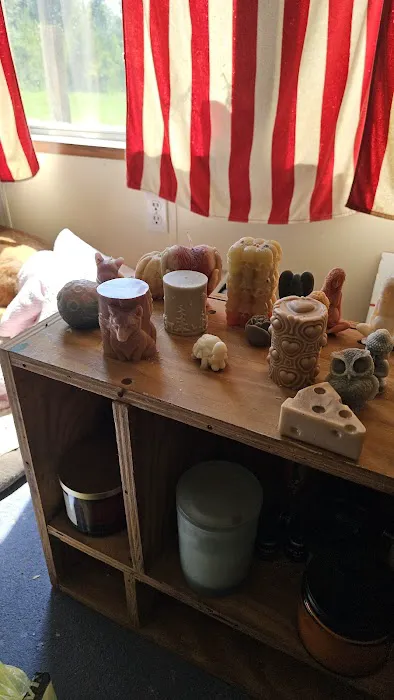 Randy's Skulls&Gemstones Candle&Candy Co 3