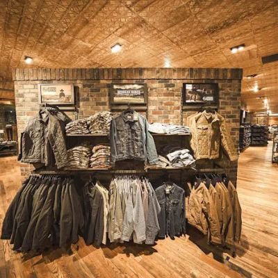 Bass Pro Shops