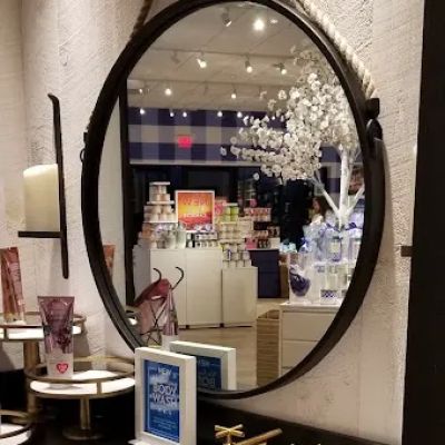 Bath & Body Works