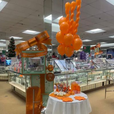 Dillard's