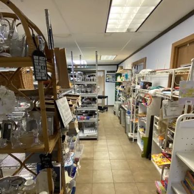 The Tree House Thrift Shop
