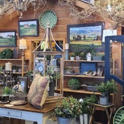 Boomland Square Gifts and Home Decor