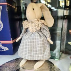 Betty's Attic & Jen's Jewels ico
