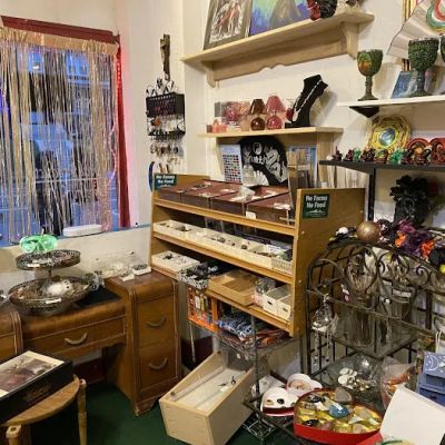 Sparkledragon's Magical Emporium