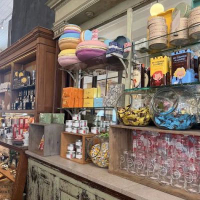 The Paris Market, Savannah