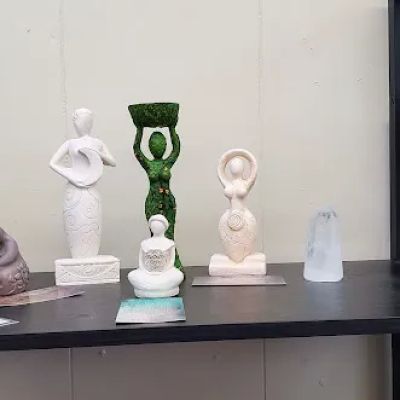 Akasha Zamora - Metaphysical Boutique