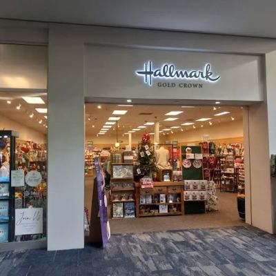 Holly's Hallmark Shop