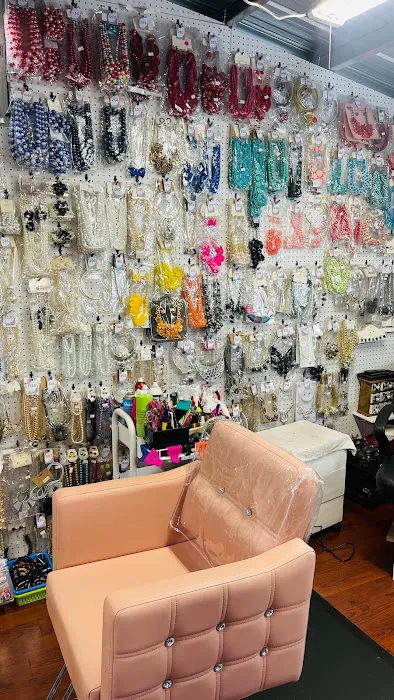 House of Blessings Salon16-Boutique LLC 2