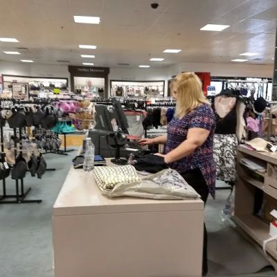 Dillard's