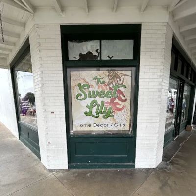 The Sweet Lily