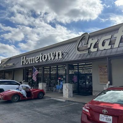 Hometown Crafts & Gifts