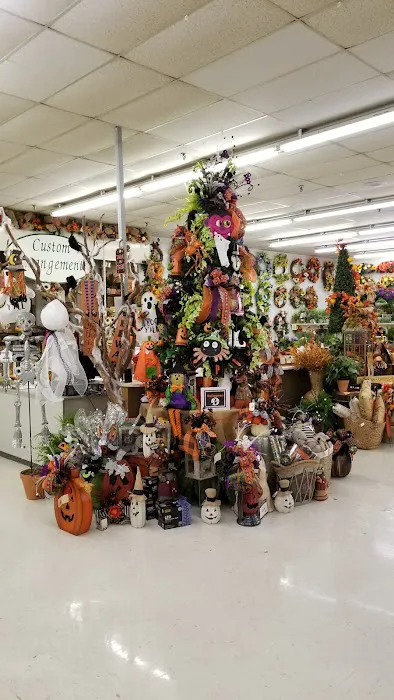 Trees n Trends - Henderson, KY 6