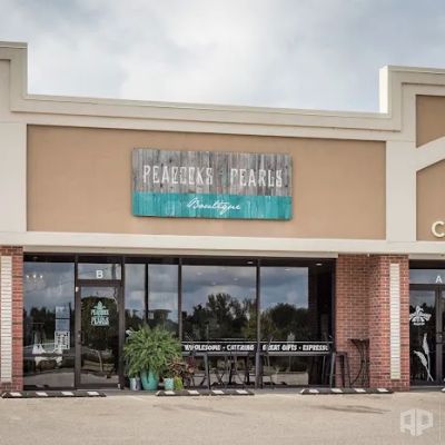Peacocks and Pearls Boutique