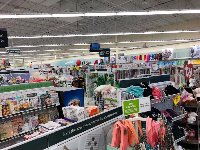 JOANN Fabric and Crafts 3