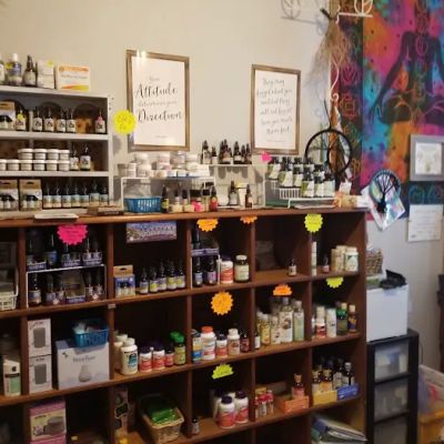 THE HEALING WAY HERBAL APOTHECARY