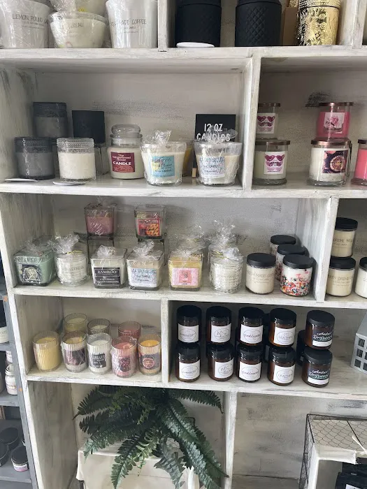 The Crafty Candle Shoppe 5