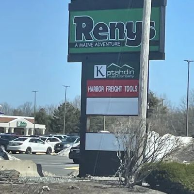 Reny's Department Store