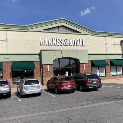 Barnes & Noble